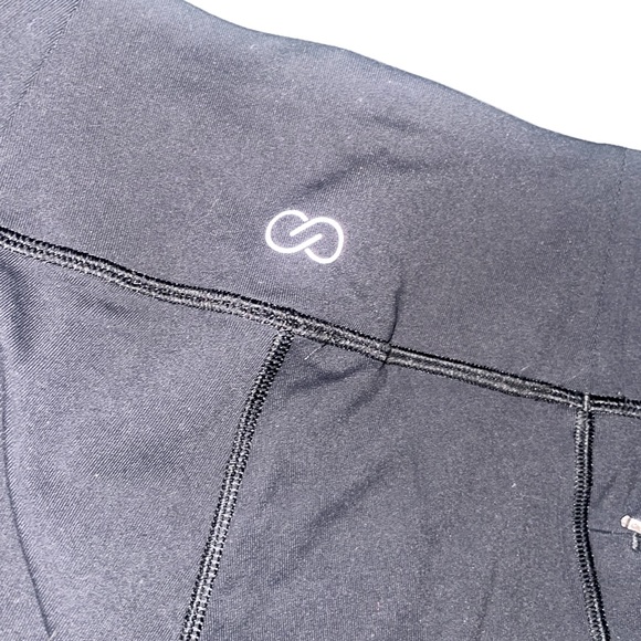 Calia Pocket Leggings - Picture 2 of 4